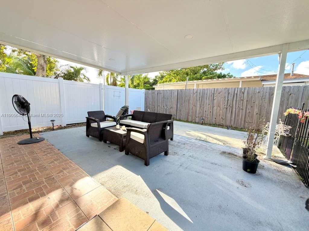 LAKE FOREST SEC 2 - Residential