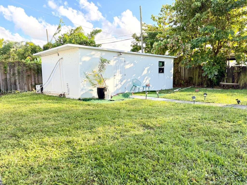 LAKE FOREST SEC 2 - Residential