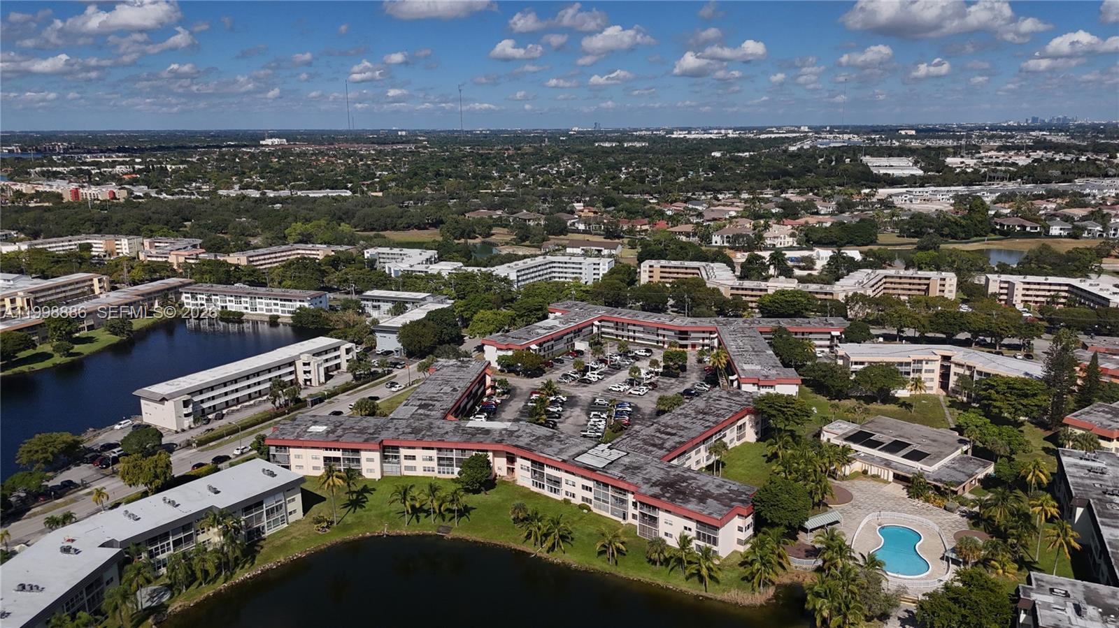 FIFTH HORIZONS CONDO - Residential