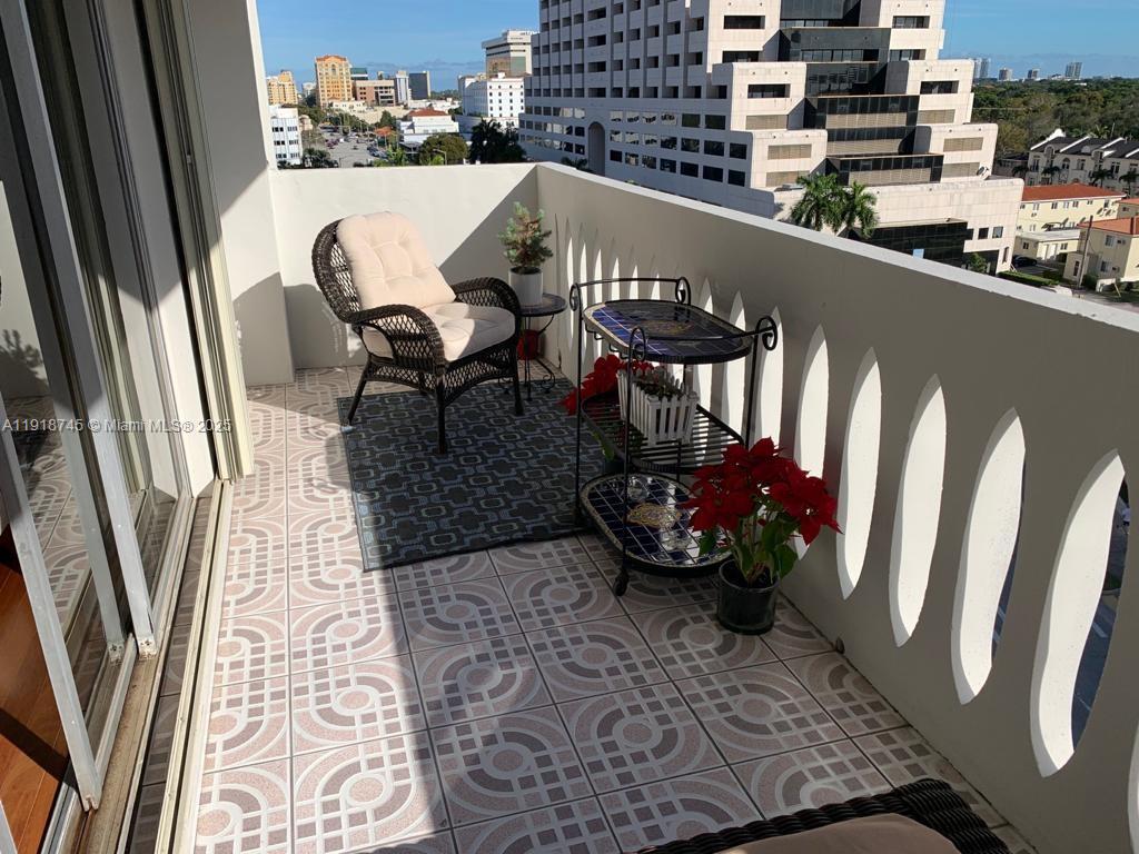 GABLES PLAZA CONDO - Residential Lease