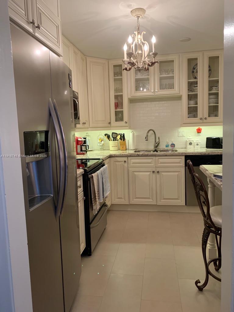 GABLES PLAZA CONDO - Residential Lease