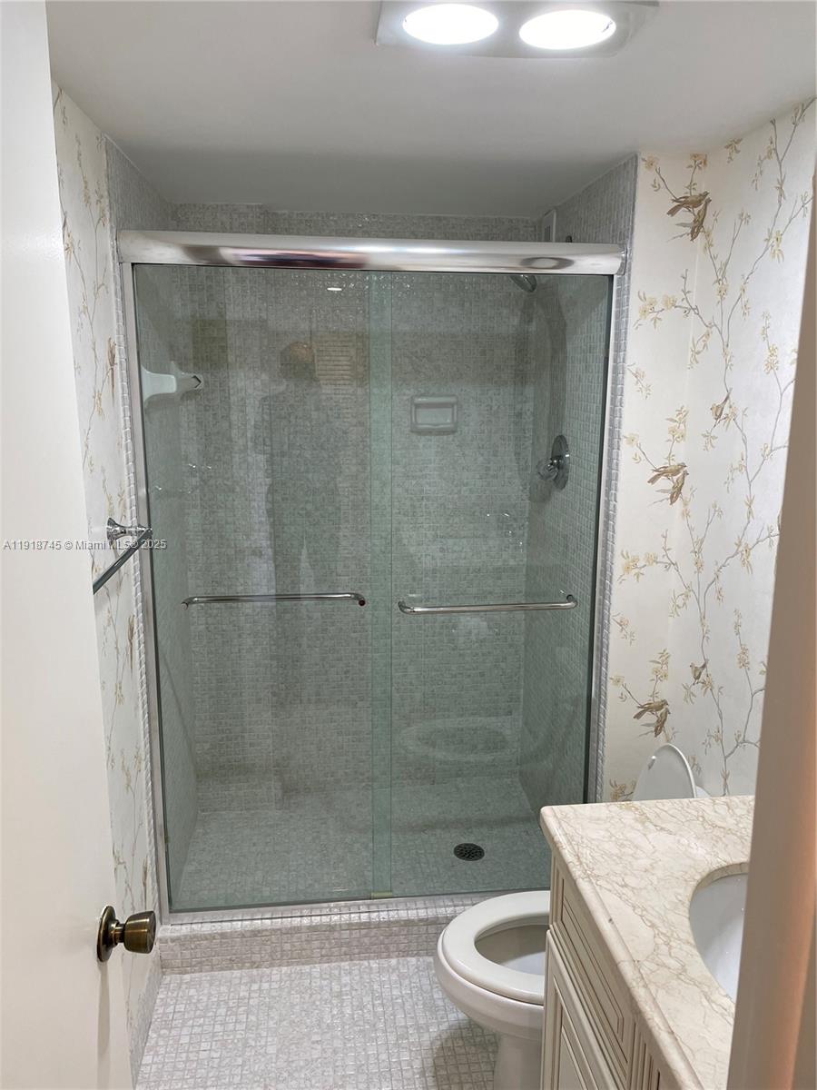 GABLES PLAZA CONDO - Residential Lease