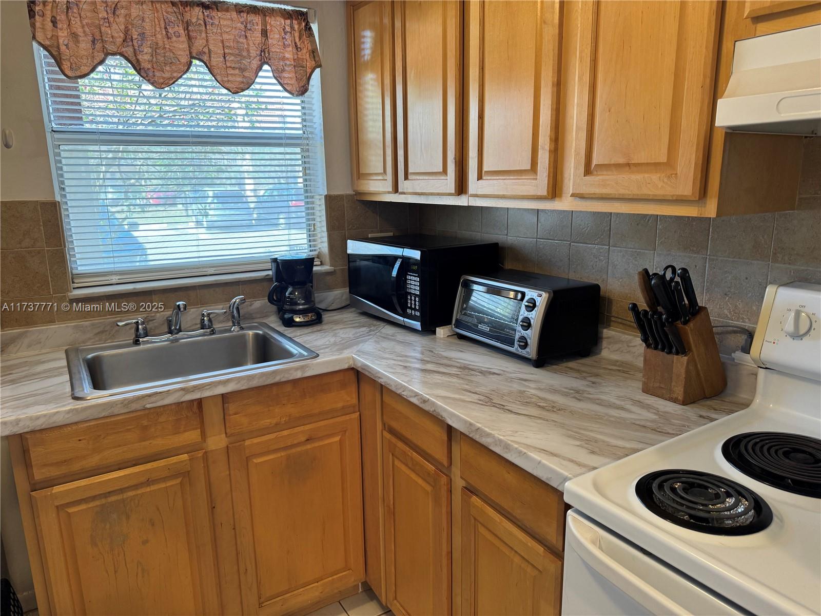 Property for Sale at 2741 N Pine Island Rd 108, Sunrise, Miami-Dade County, Florida - Bedrooms: 1 
Bathrooms: 1  - $90,000