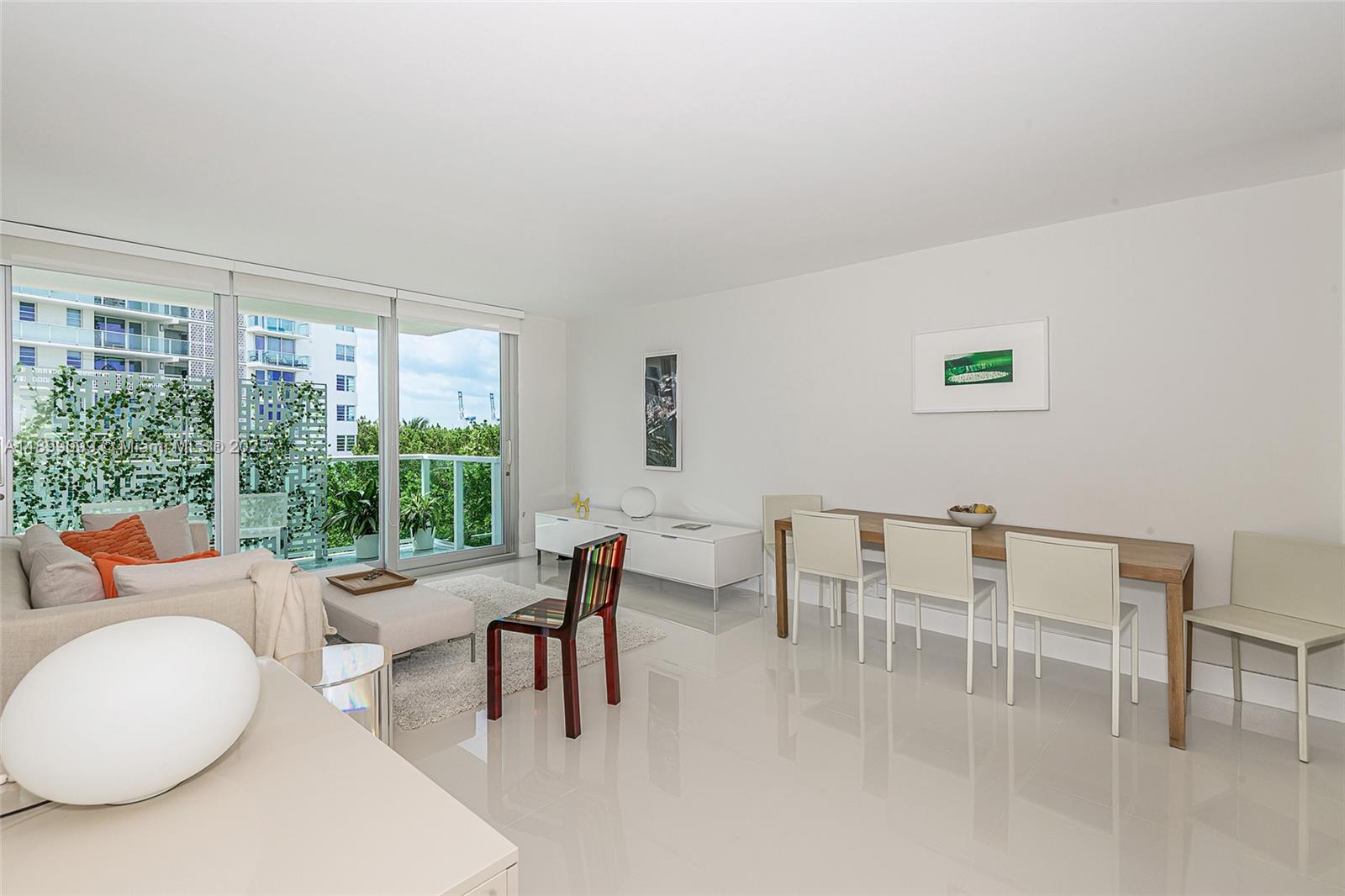 MIRADOR 1000 CONDO - Residential