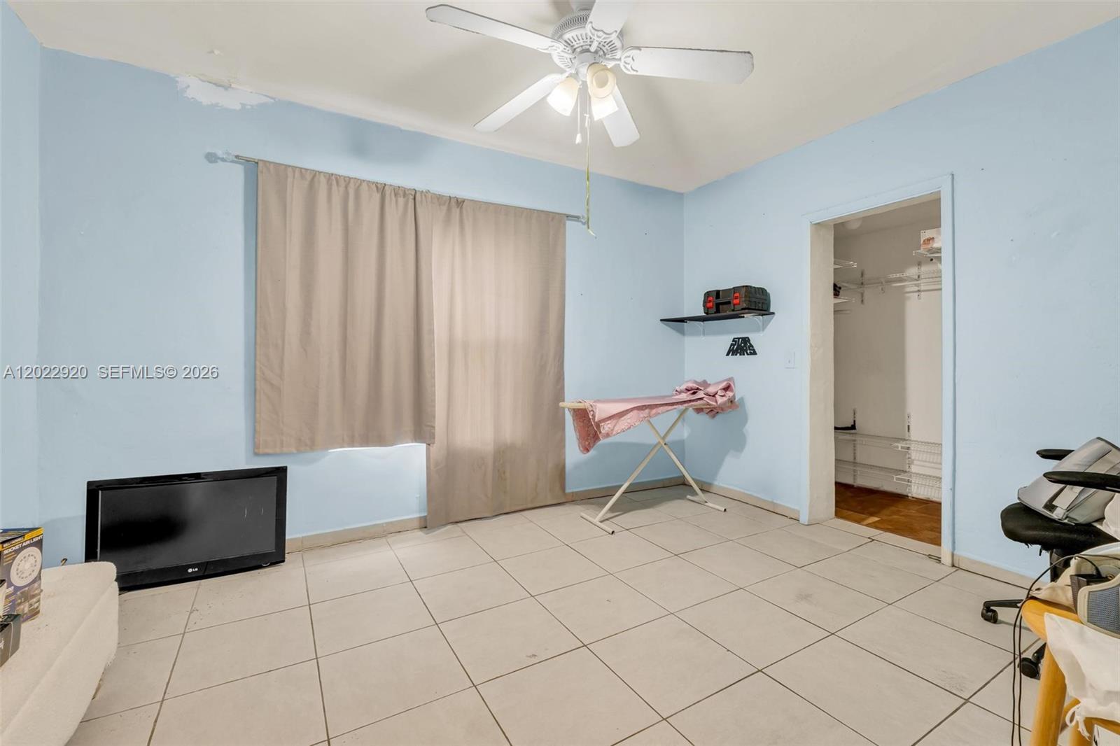 36TH ST MANOR - Residential