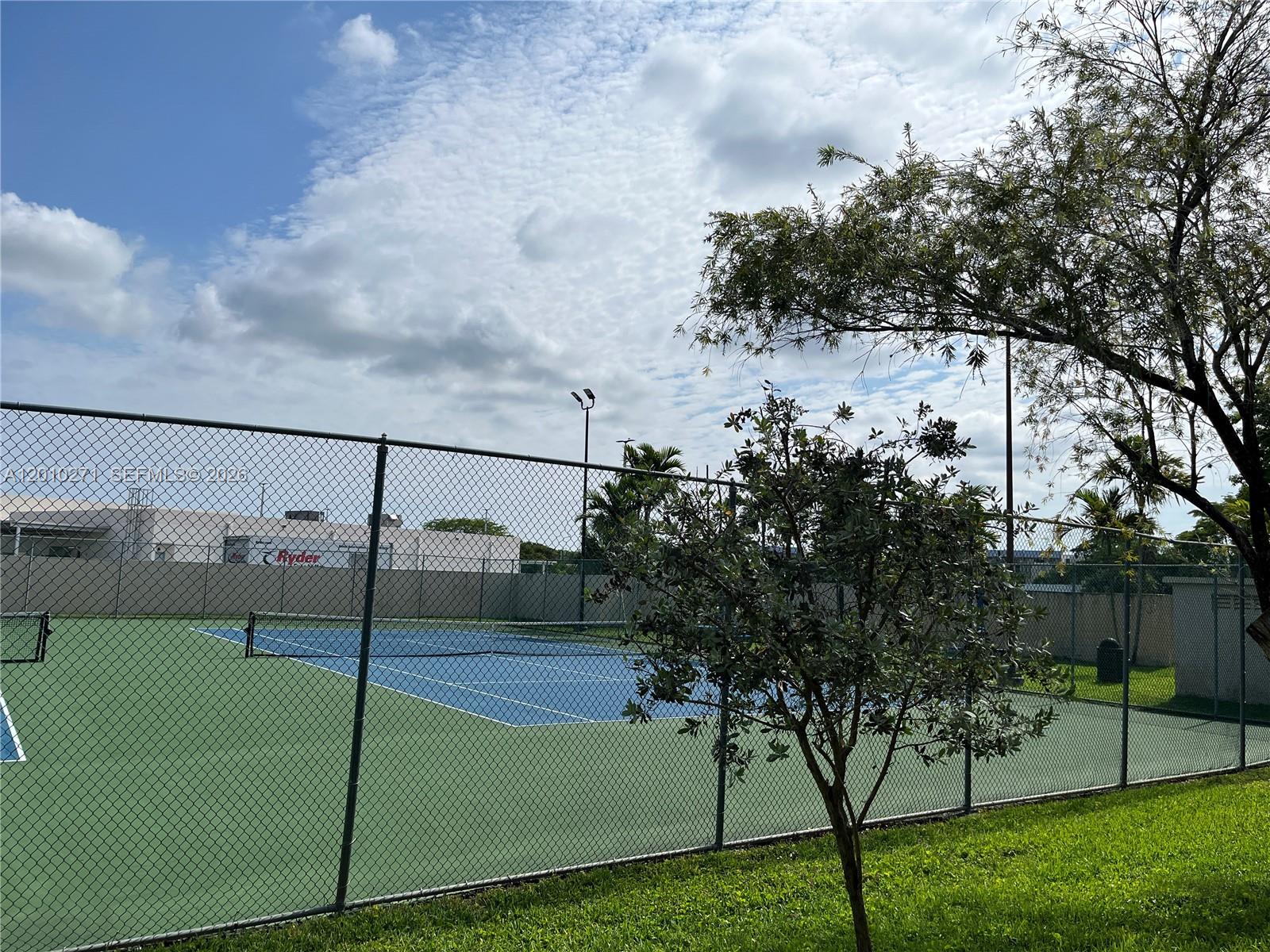 GARDEN OF KENDALL CONDO N - Residential