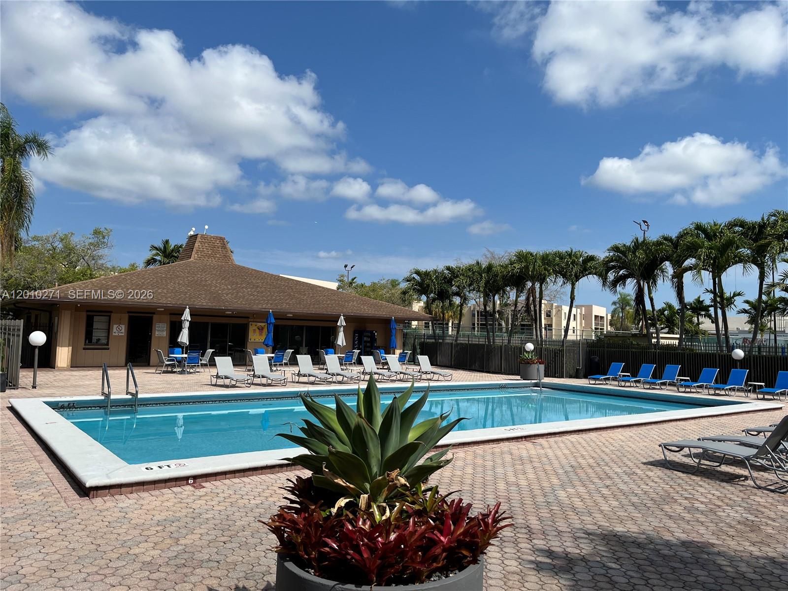 GARDEN OF KENDALL CONDO N - Residential