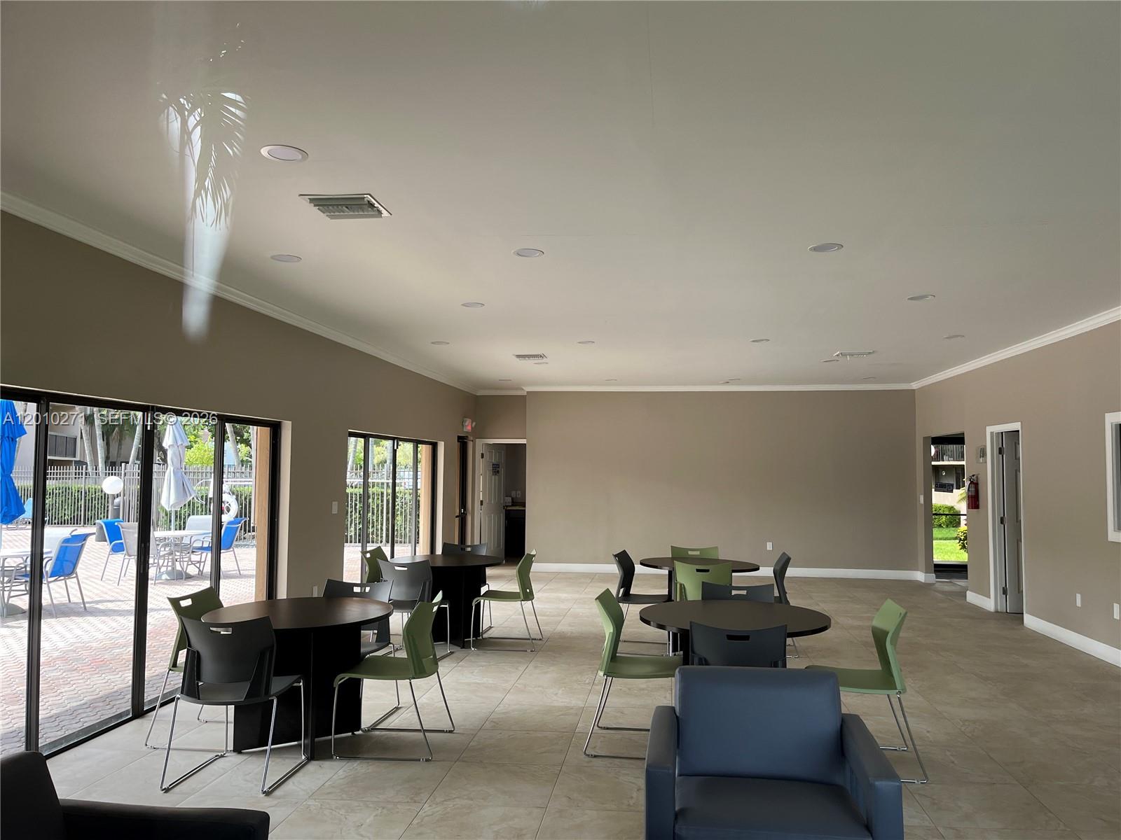 GARDEN OF KENDALL CONDO N - Residential