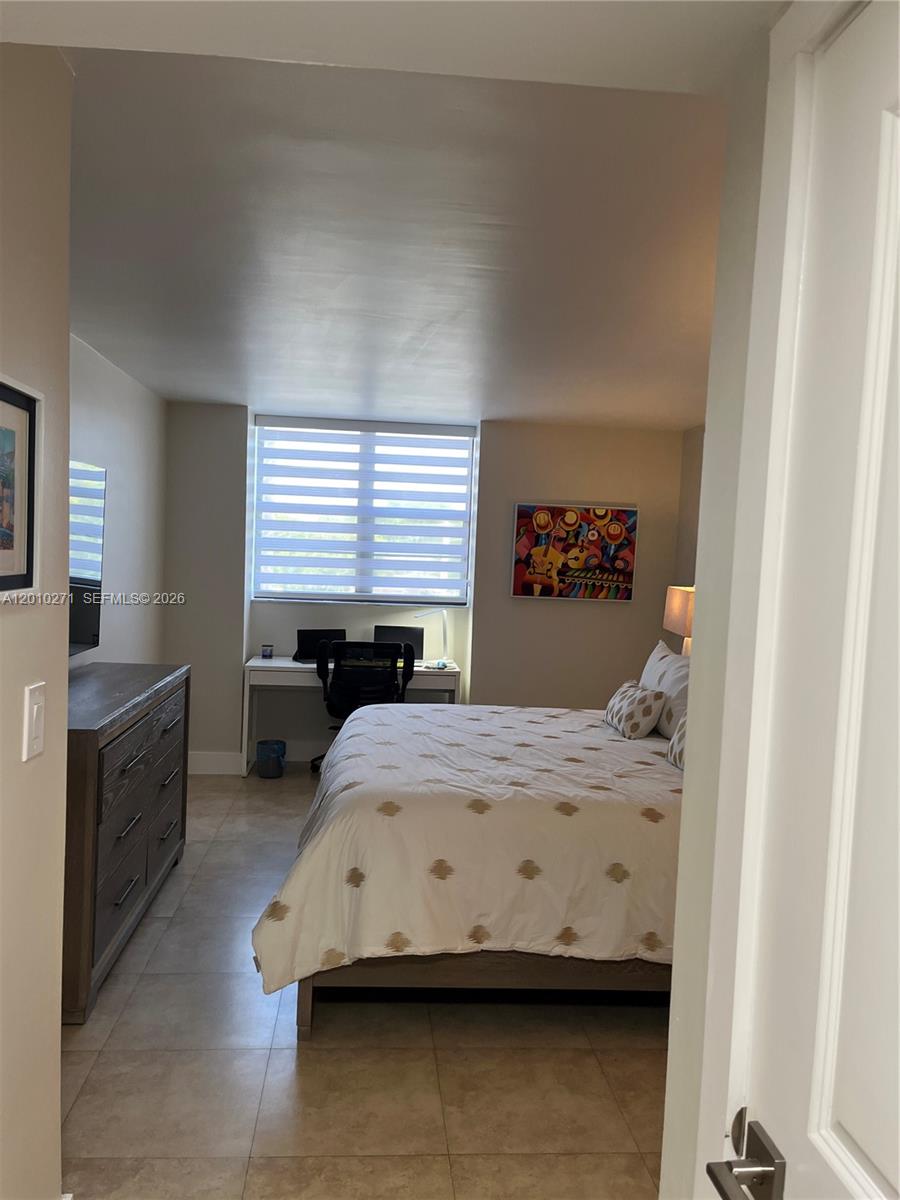 GARDEN OF KENDALL CONDO N - Residential
