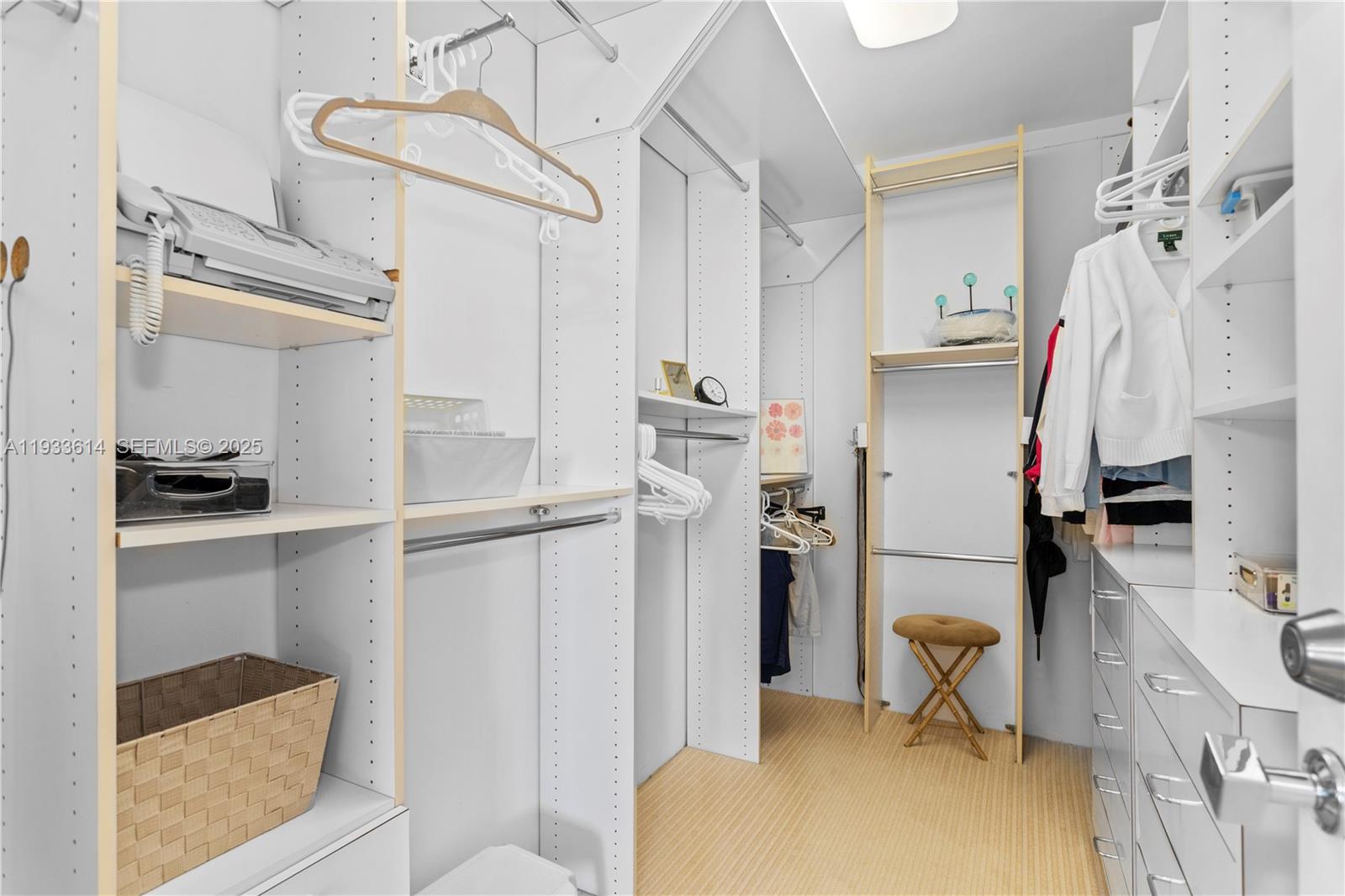 TURNBERRY ISLE SOUTH COND - Residential