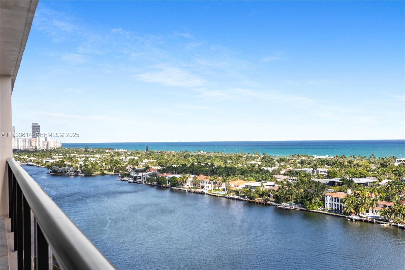 TURNBERRY ISLE SOUTH COND - Residential