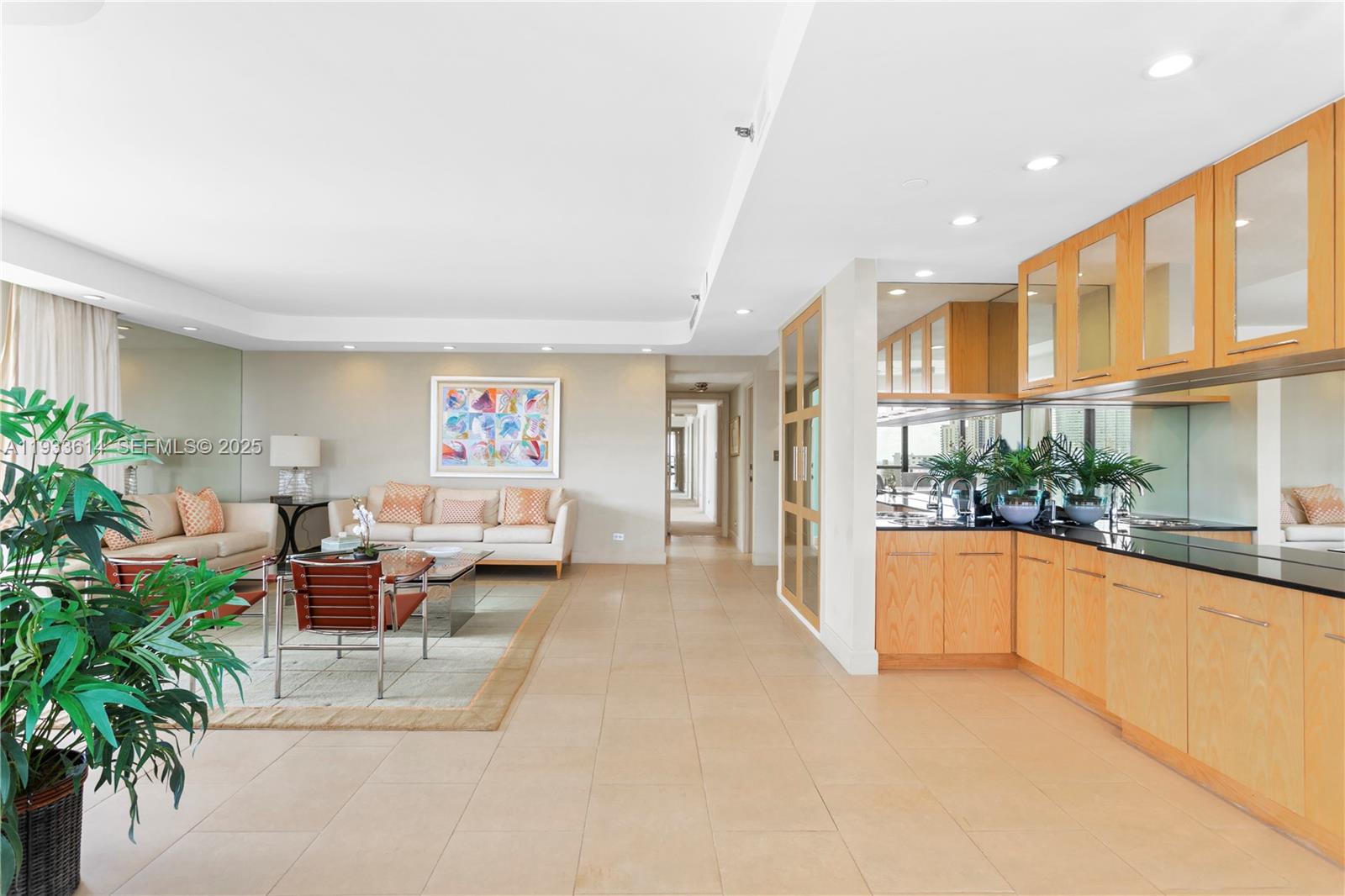 TURNBERRY ISLE SOUTH COND - Residential