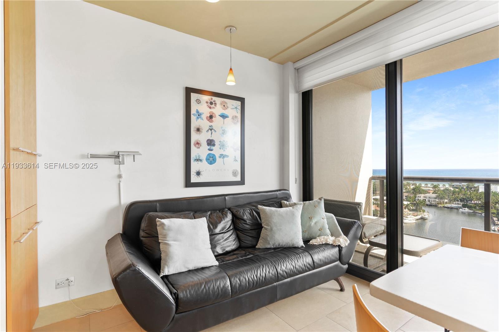 TURNBERRY ISLE SOUTH COND - Residential