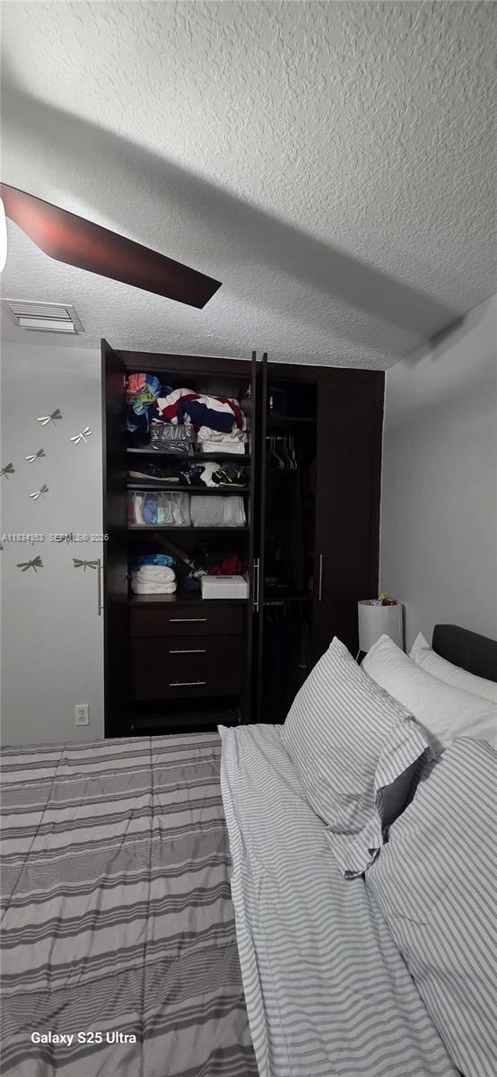 SUNSET LAKES PLAT TWO - Residential