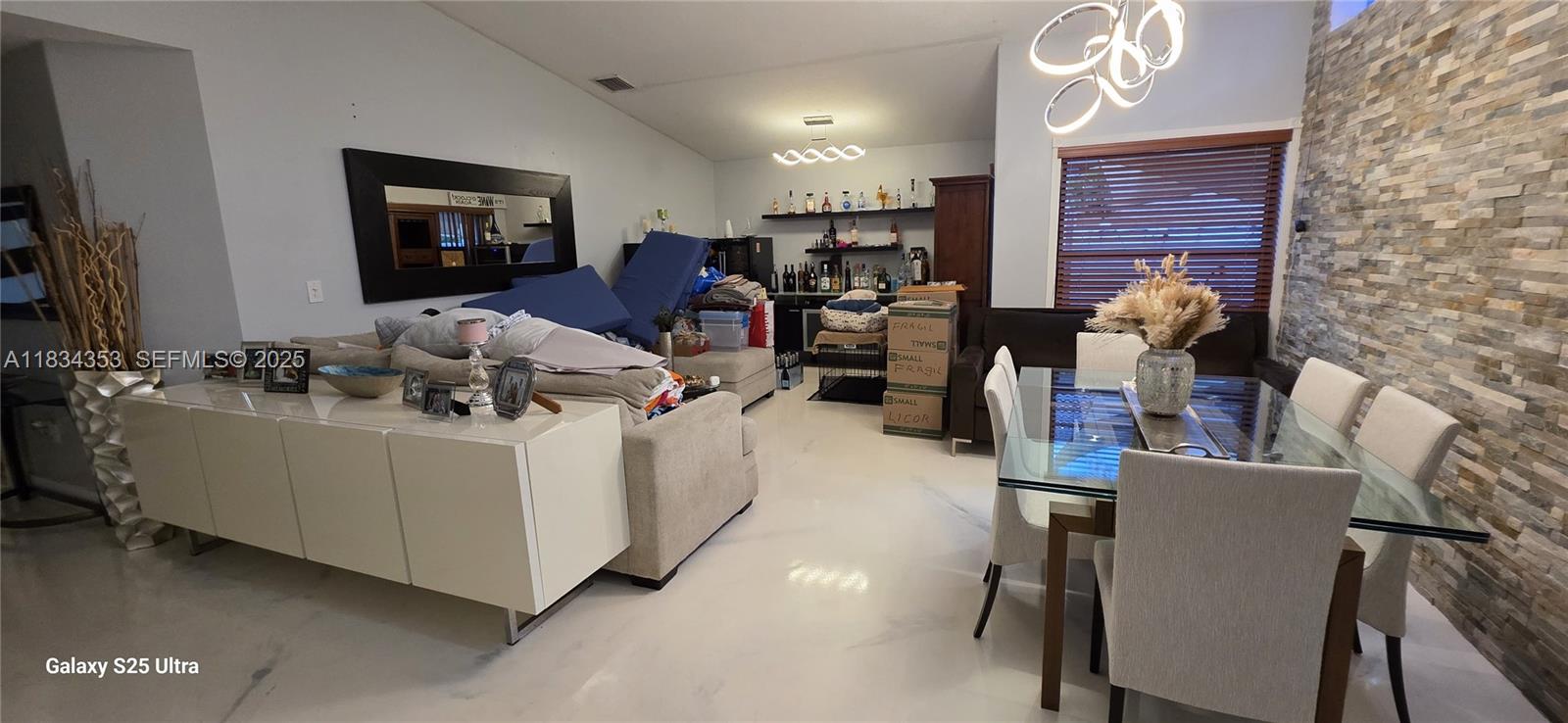 SUNSET LAKES PLAT TWO - Residential