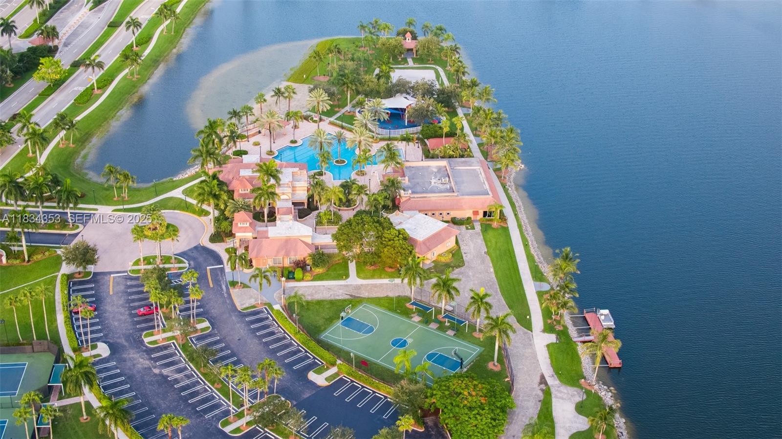 SUNSET LAKES PLAT TWO - Residential