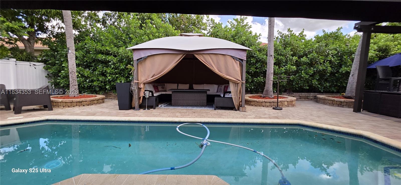 SUNSET LAKES PLAT TWO - Residential