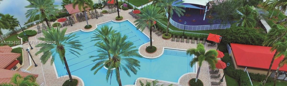 SUNSET LAKES PLAT TWO - Residential