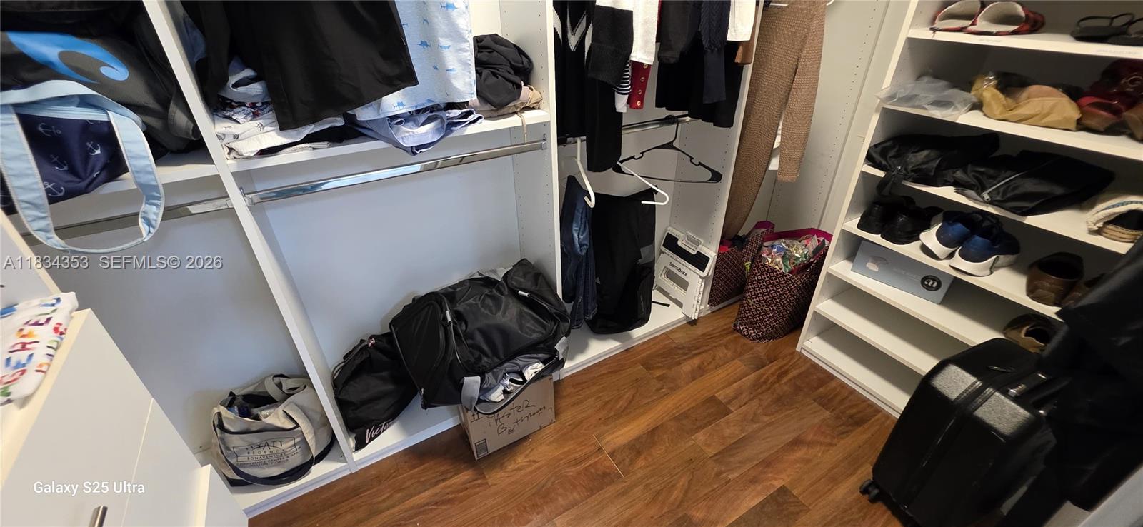 SUNSET LAKES PLAT TWO - Residential