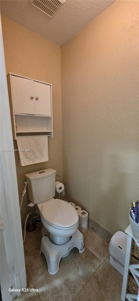 SUNSET LAKES PLAT TWO - Residential