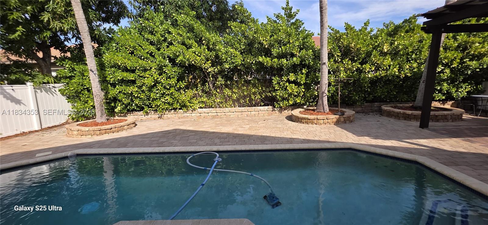 SUNSET LAKES PLAT TWO - Residential