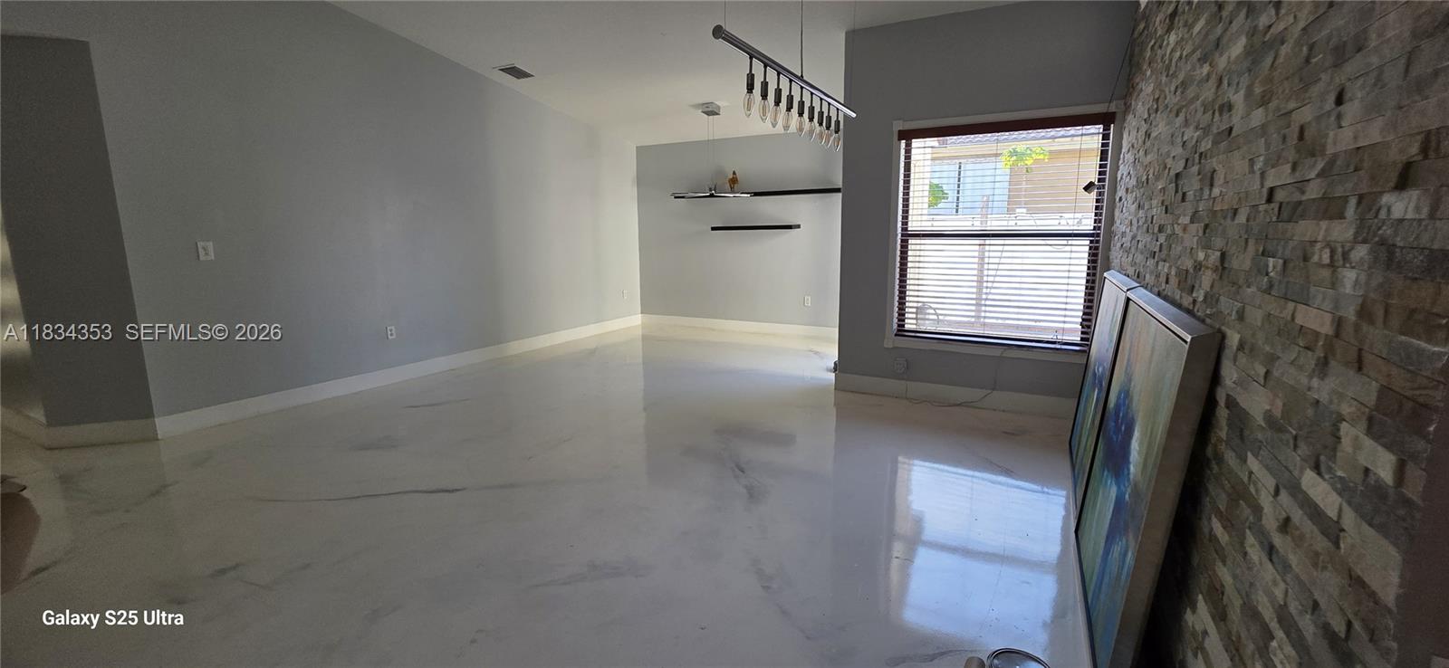 SUNSET LAKES PLAT TWO - Residential