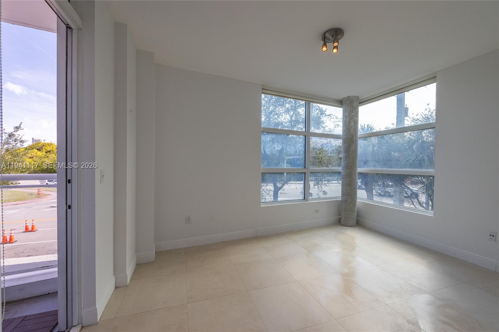 2020 LOFTS CONDO - Residential