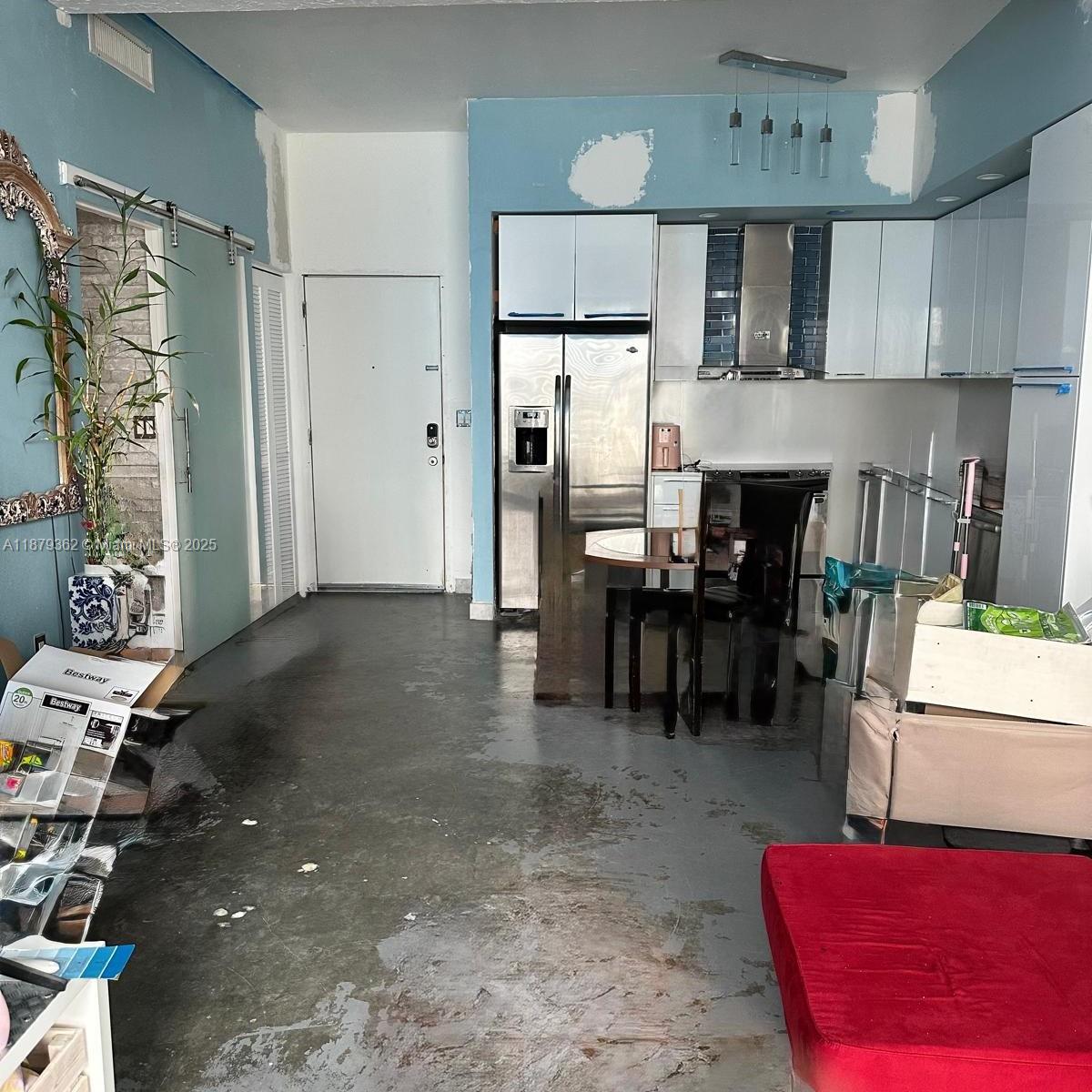 234 NE 3rd St 1805