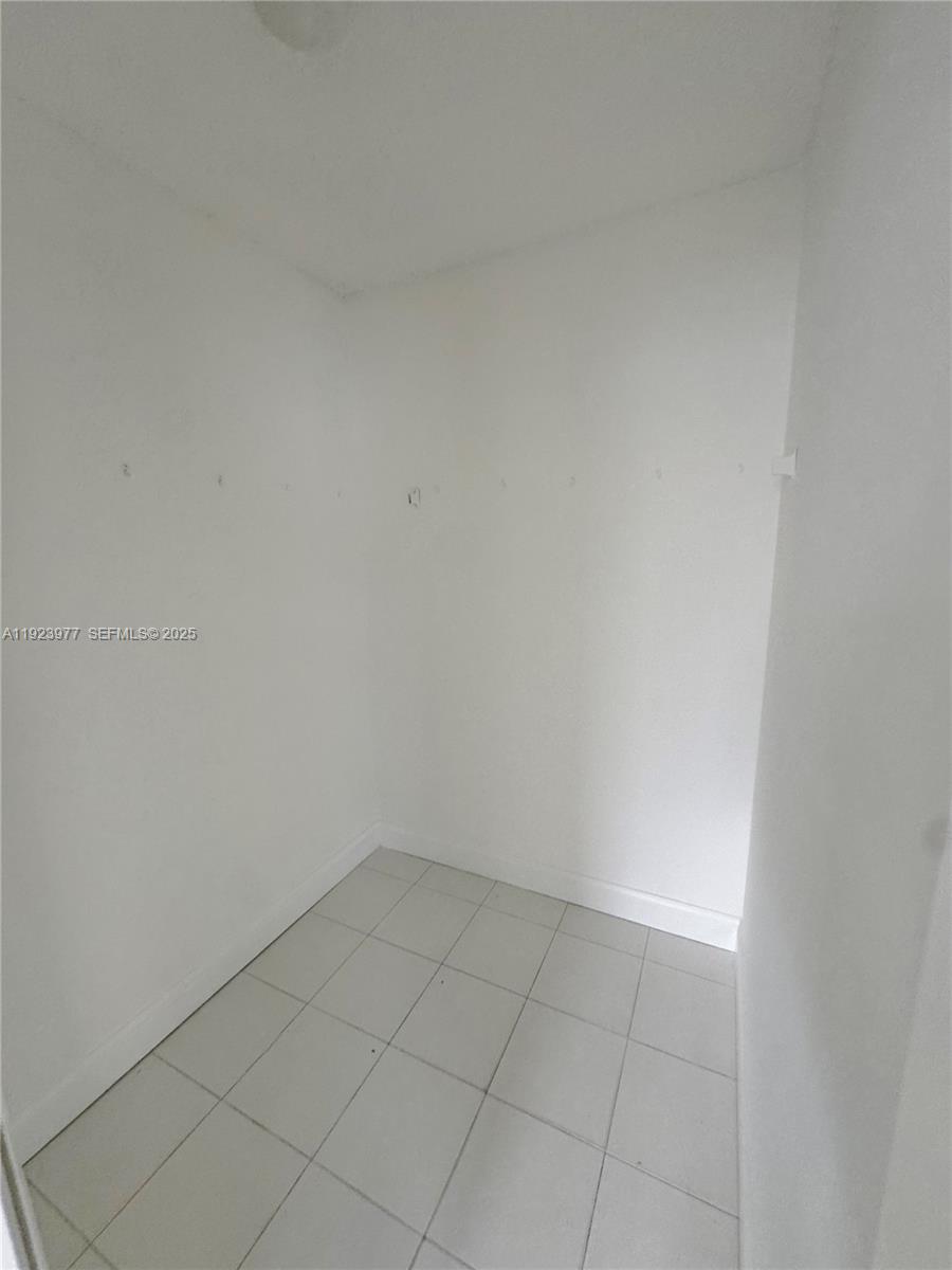 MIAMI GATEWAY REVISED - Residential Income