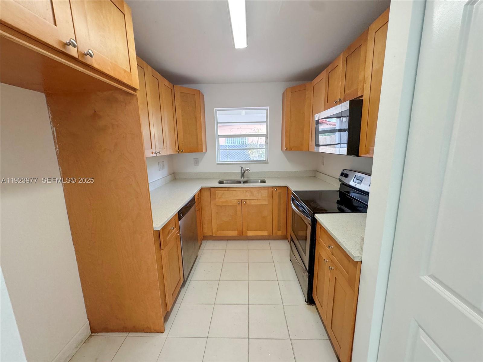 MIAMI GATEWAY REVISED - Residential Income