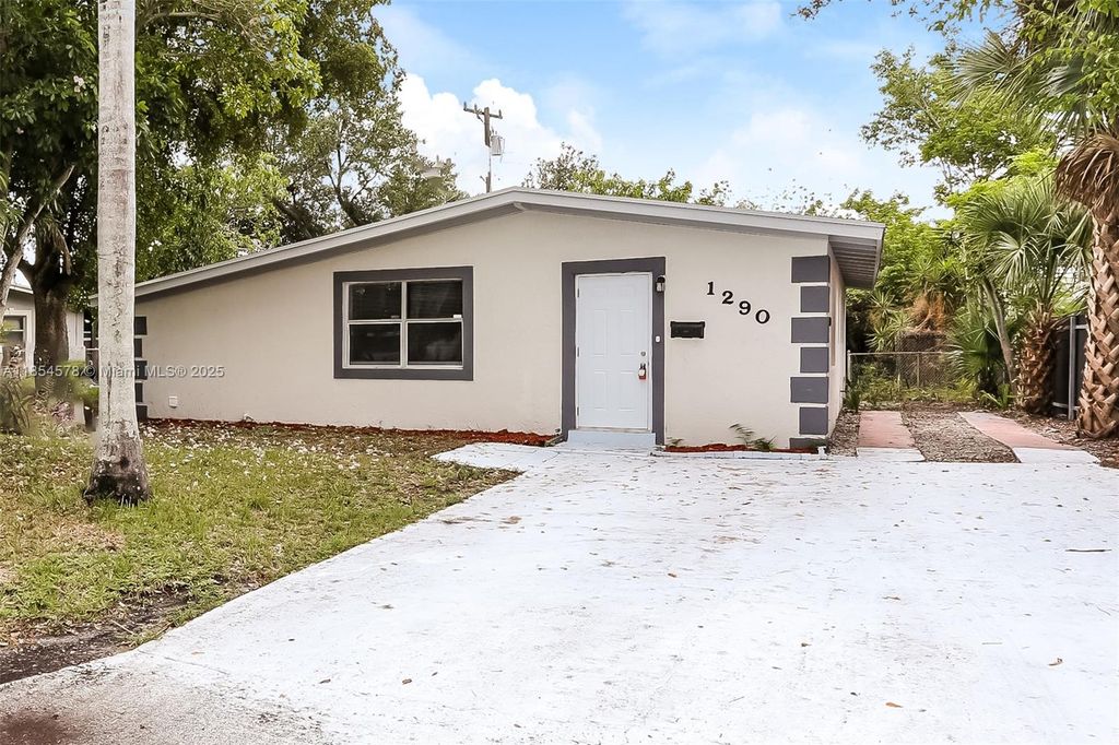Photo of 1290 SW 28th Ave, Fort Lauderdale, FL 33312 (MLS # A11854578)