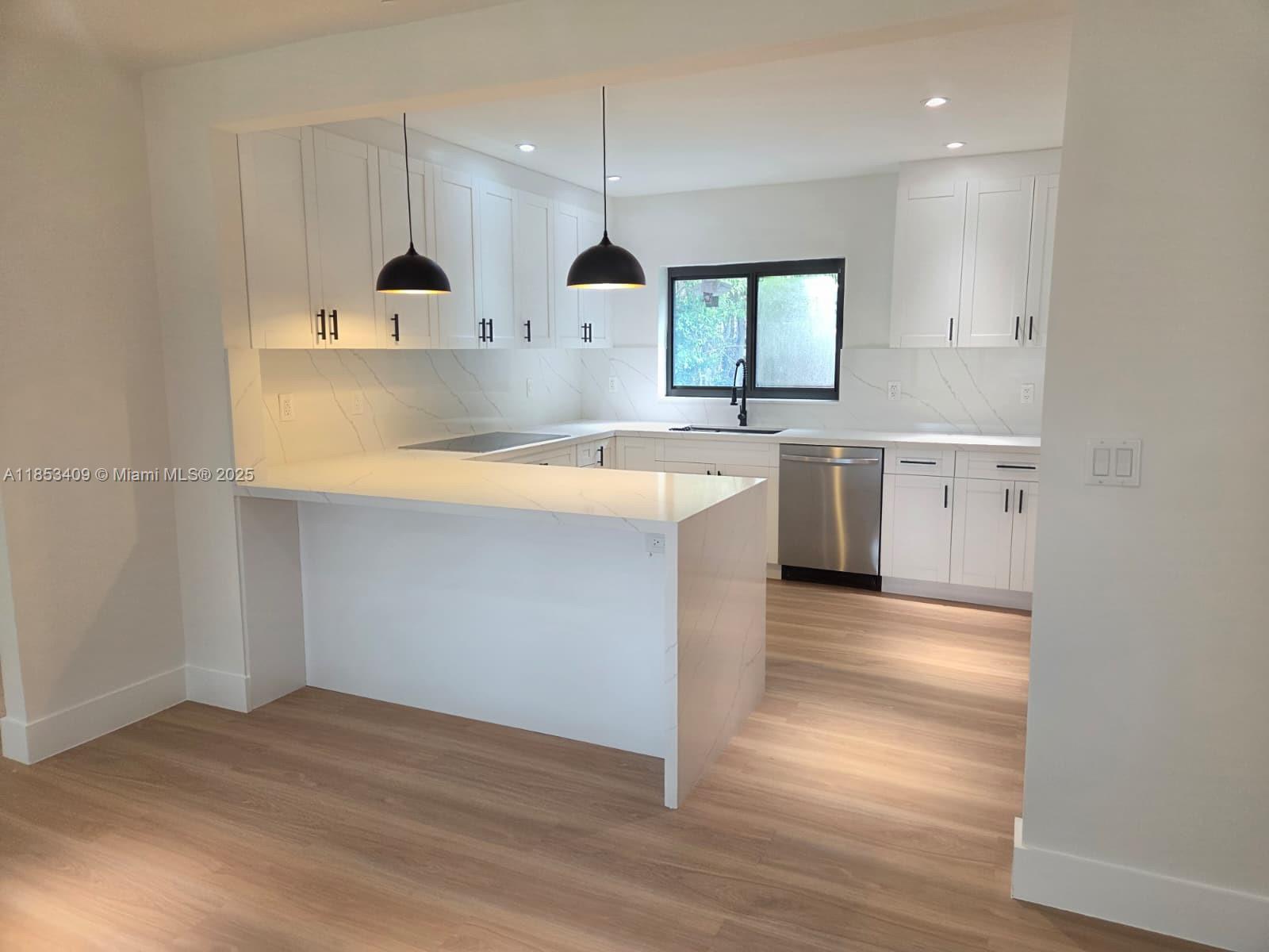 DUNNINGS MIAMI SHORES EXT - Residential