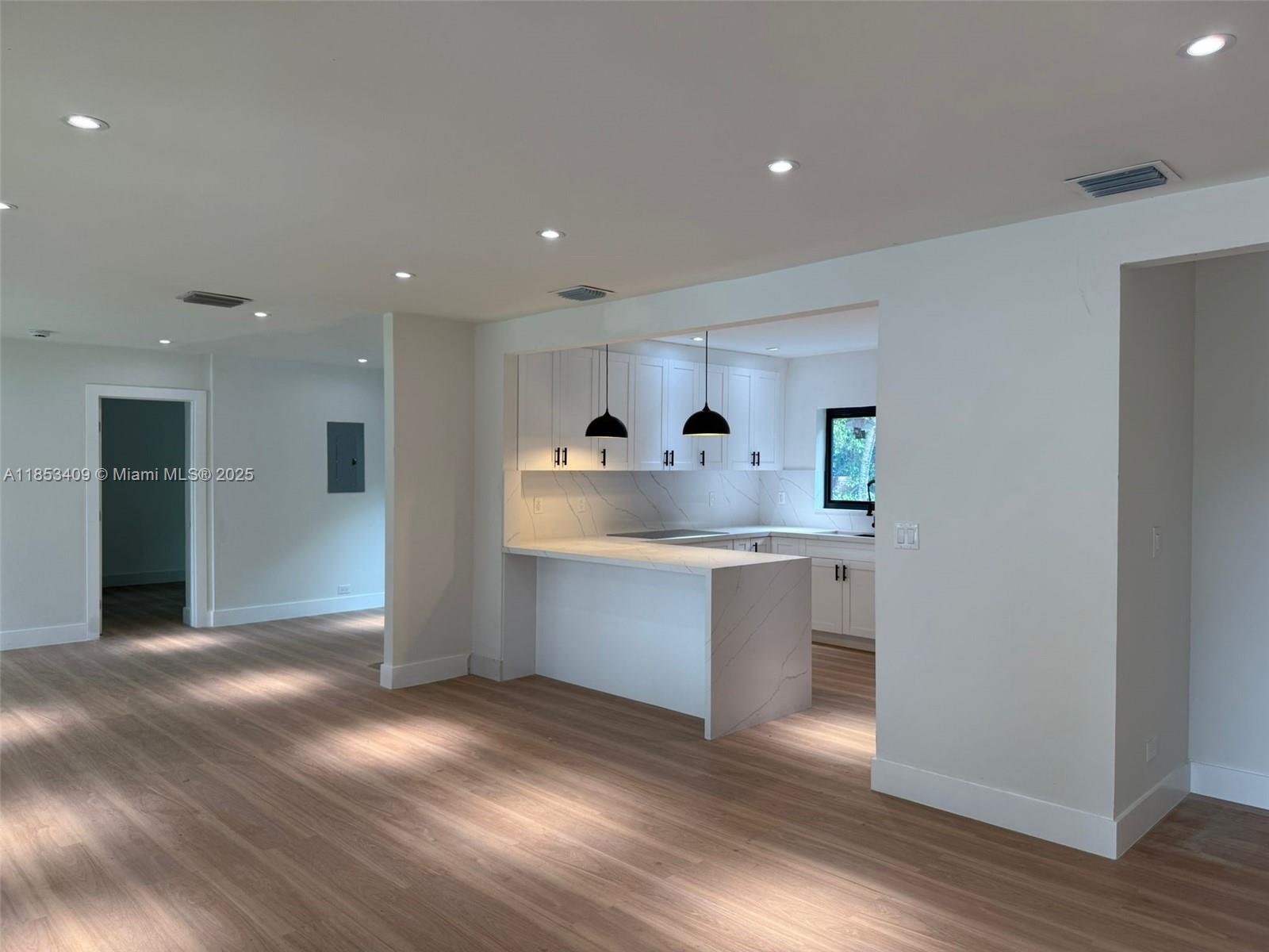 DUNNINGS MIAMI SHORES EXT - Residential