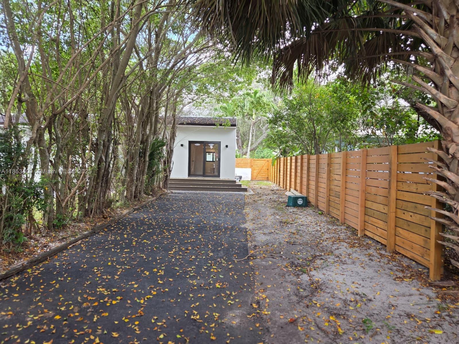 DUNNINGS MIAMI SHORES EXT - Residential
