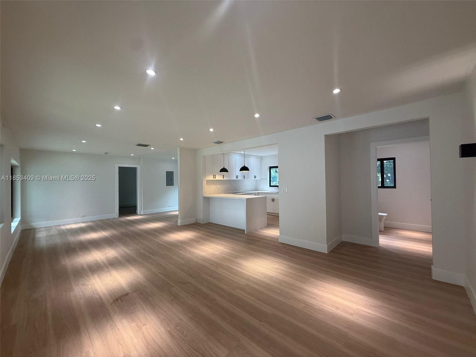 DUNNINGS MIAMI SHORES EXT - Residential