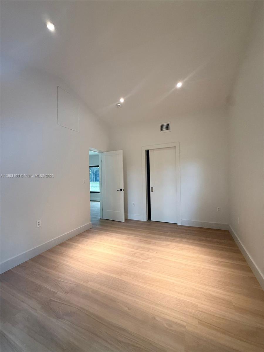 DUNNINGS MIAMI SHORES EXT - Residential