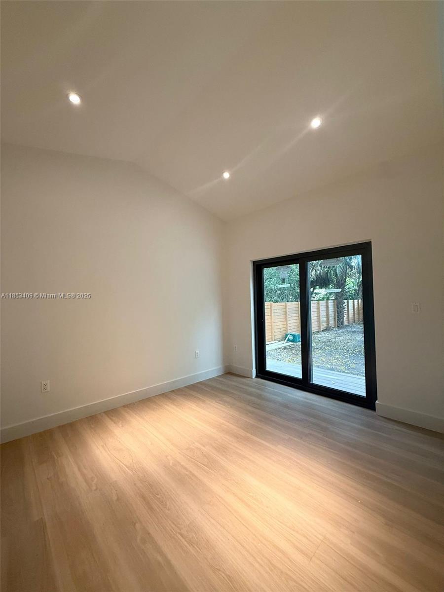 DUNNINGS MIAMI SHORES EXT - Residential