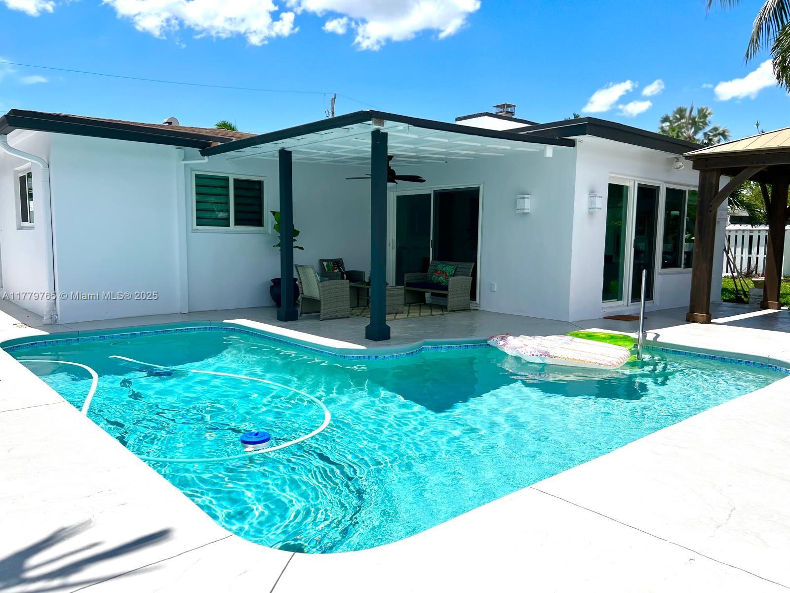Photo 1 of 1350 Sw 57th Ave  , Plantation, Florida, $5,300, Web #: 11779765