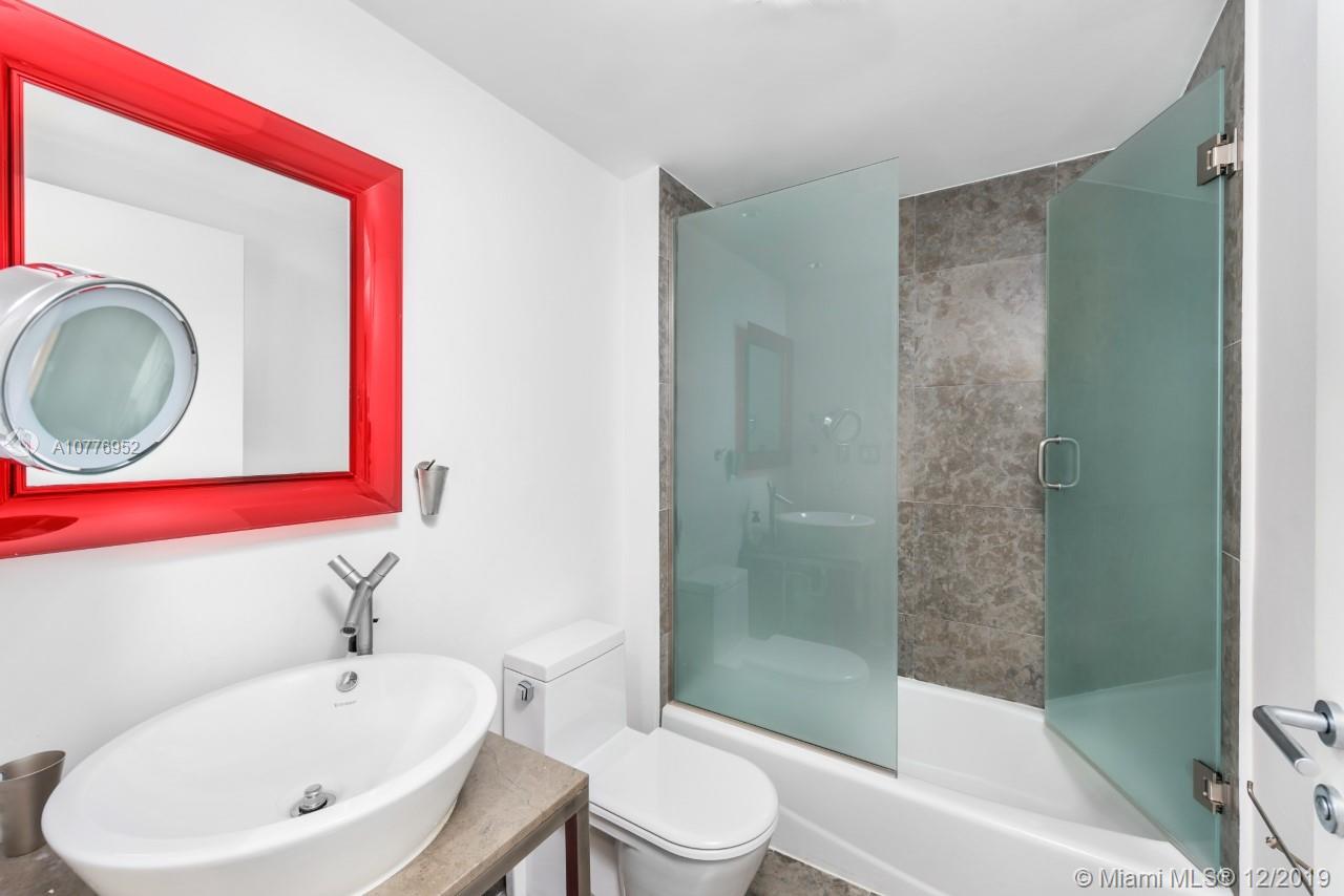ICON CONDO - Residential
