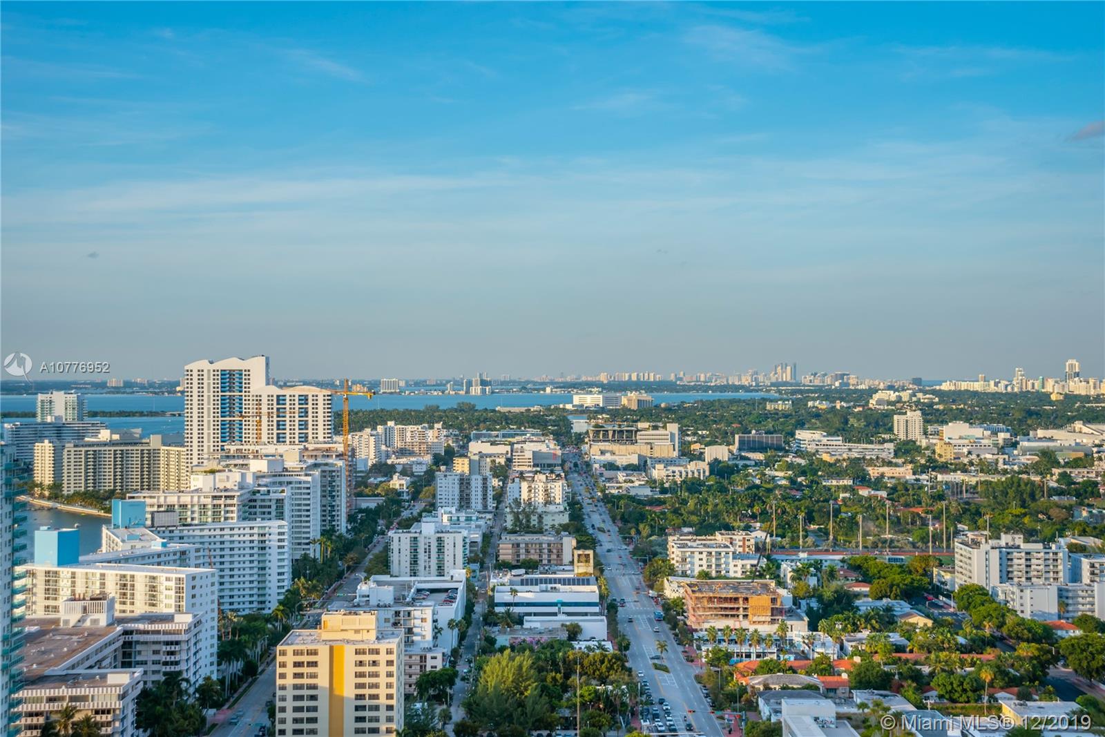 ICON CONDO - Residential