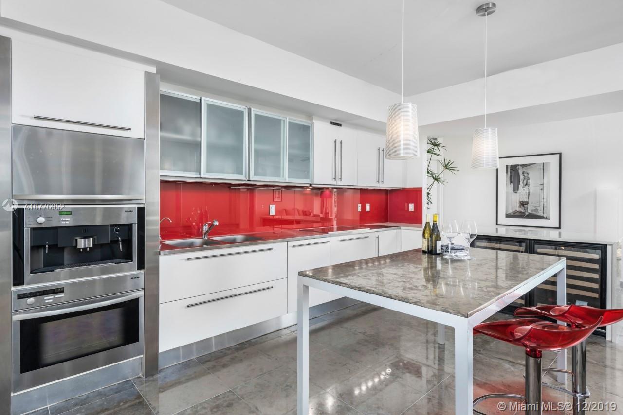 ICON CONDO - Residential