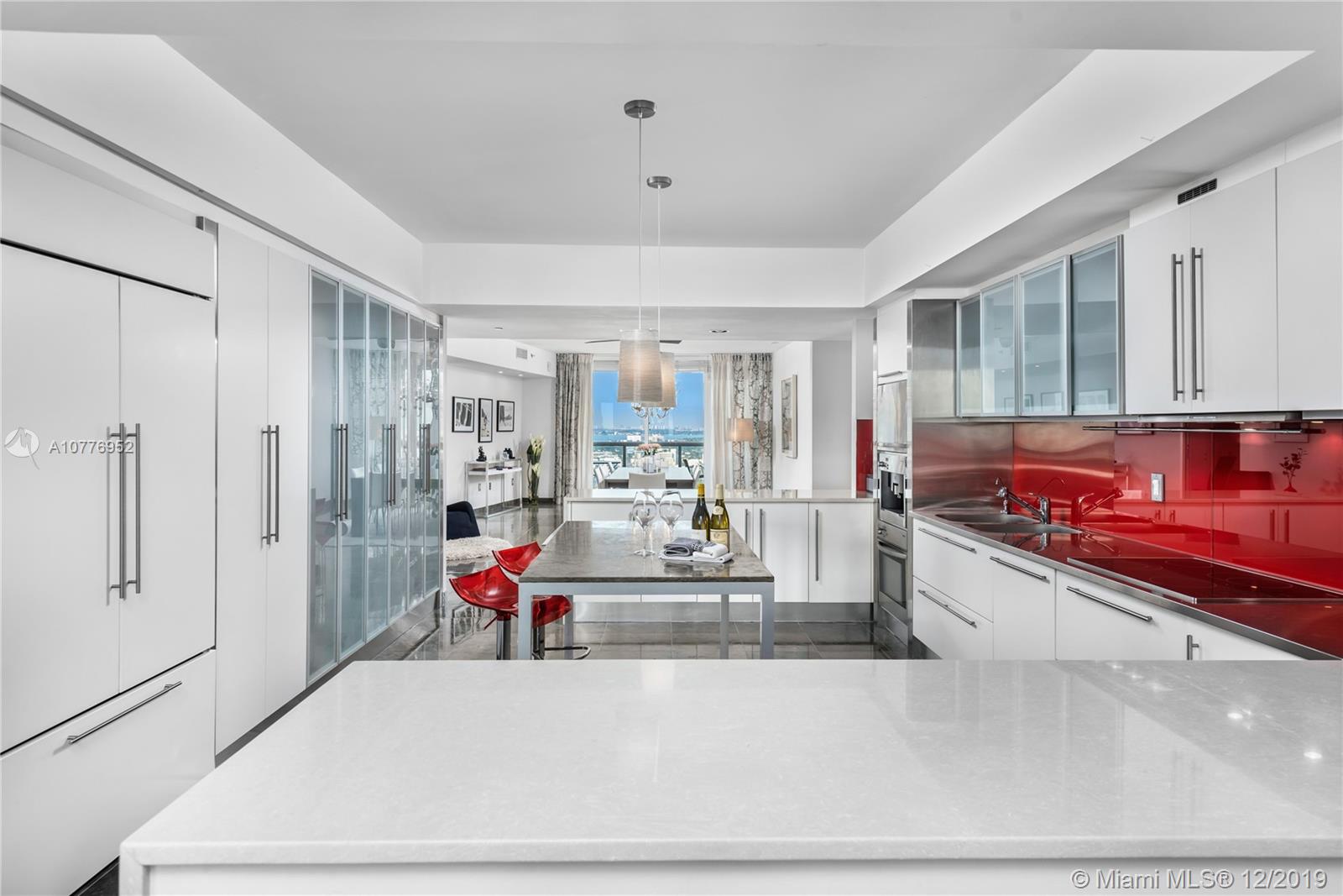 ICON CONDO - Residential