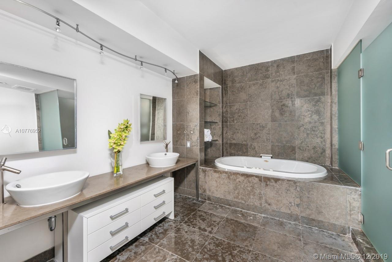 ICON CONDO - Residential