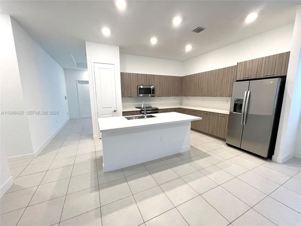 Photo of 4506 SW 174th Ave, Miramar, FL 33029 (MLS # A11948425)