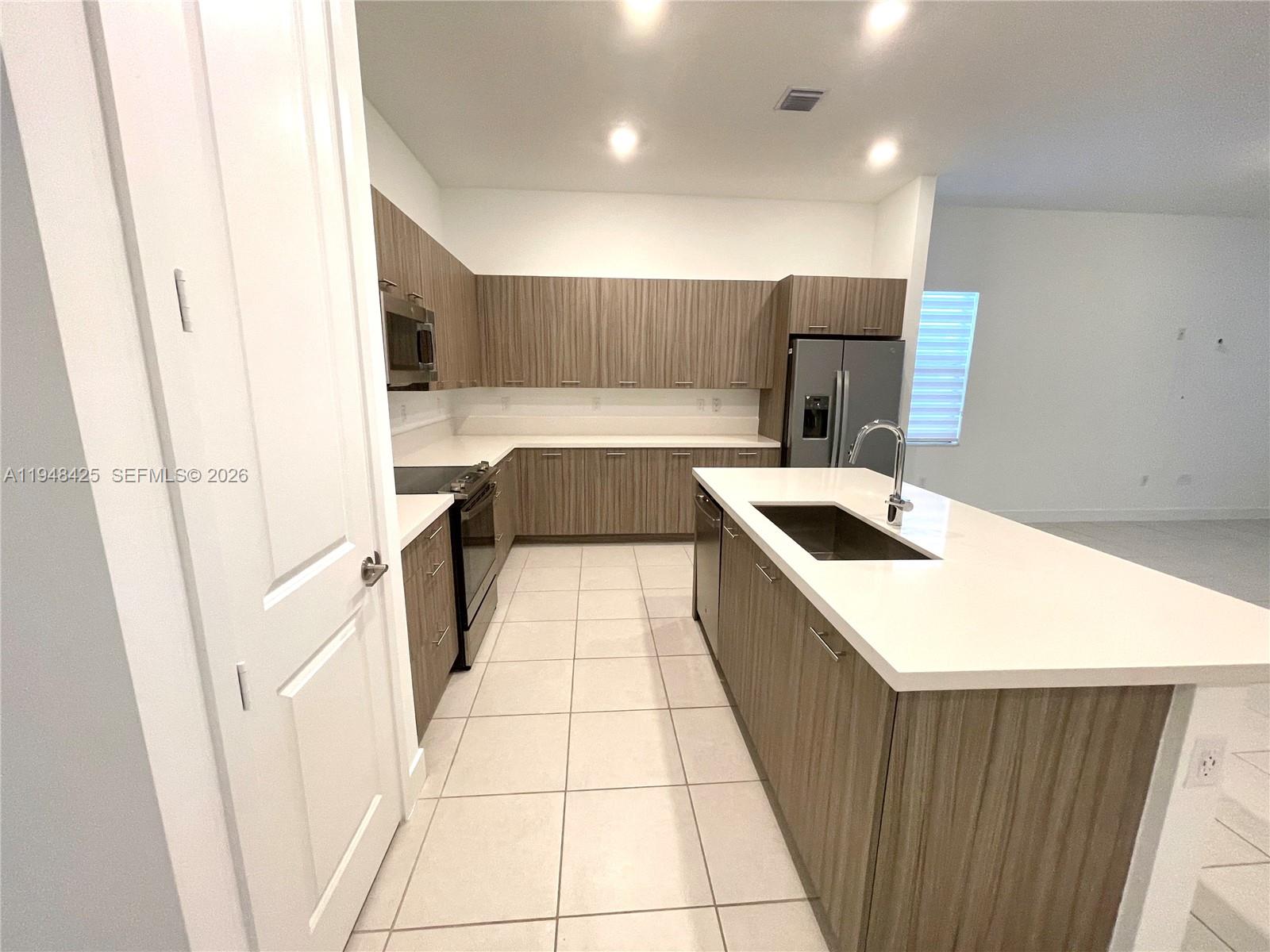 TUSCAN ISLES - Residential