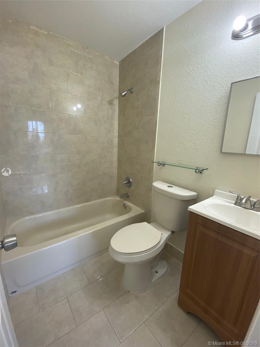 CAROL CITY GARDENS - Residential