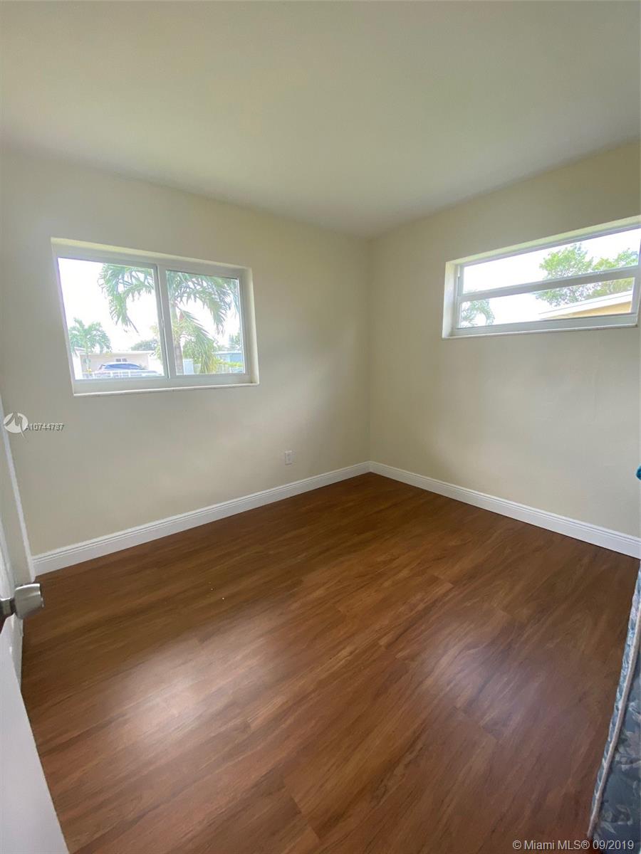 CAROL CITY GARDENS - Residential