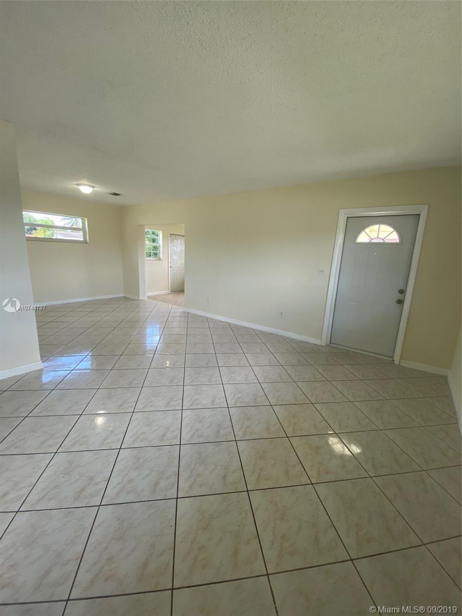 CAROL CITY GARDENS - Residential