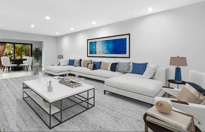 GOLDEN LAKES VILLAGE COND - Residential