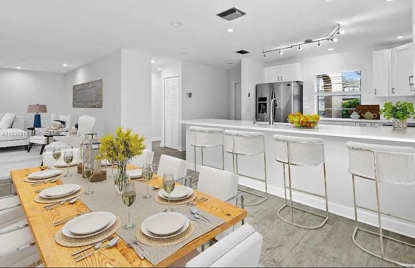 GOLDEN LAKES VILLAGE COND - Residential